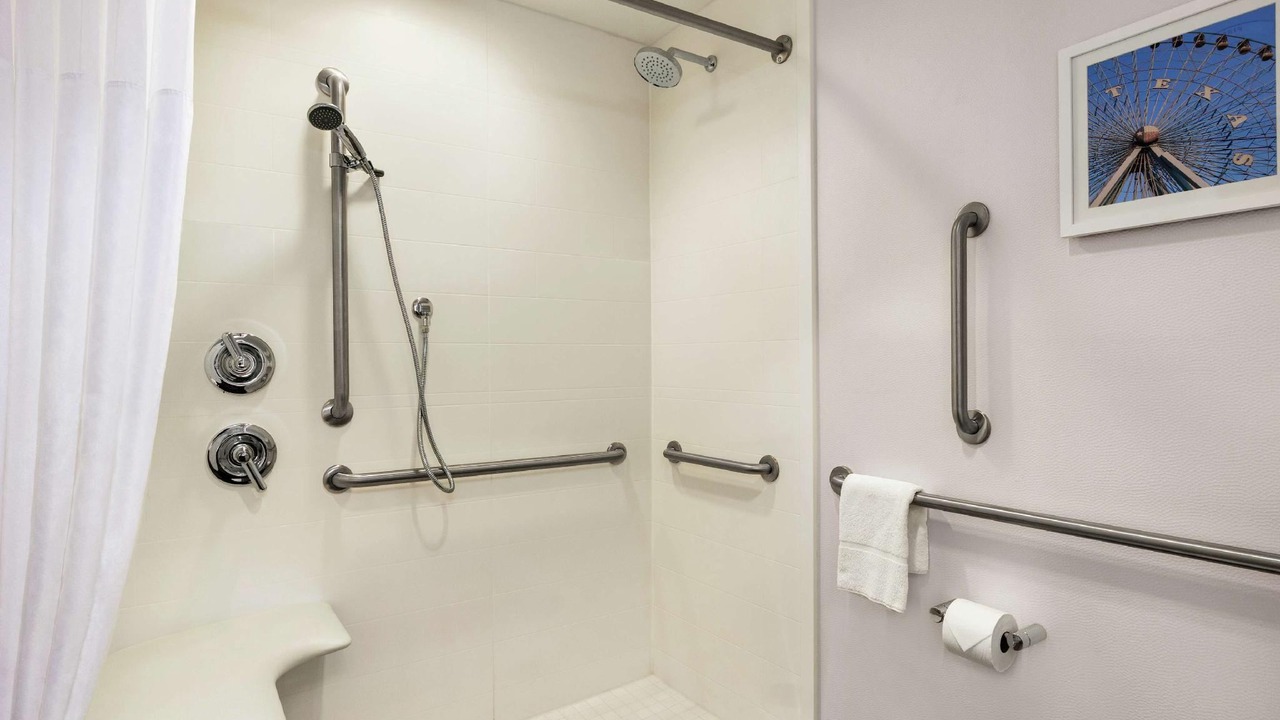 Photo of Bathroom in Mesquite