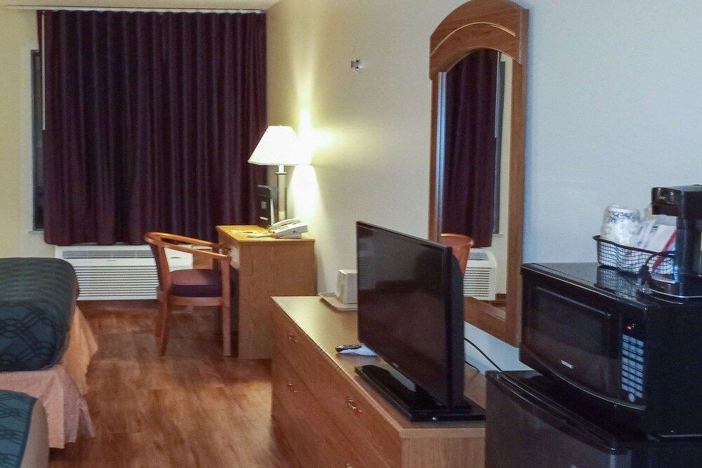 Photo of Livingroom in Maquoketa
