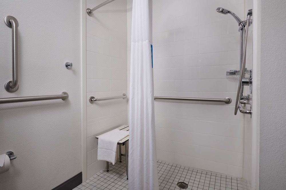 Photo of Bathroom in Alamogordo