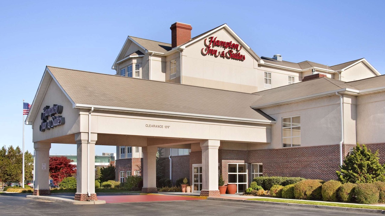 Photo of Buildings in Warwick