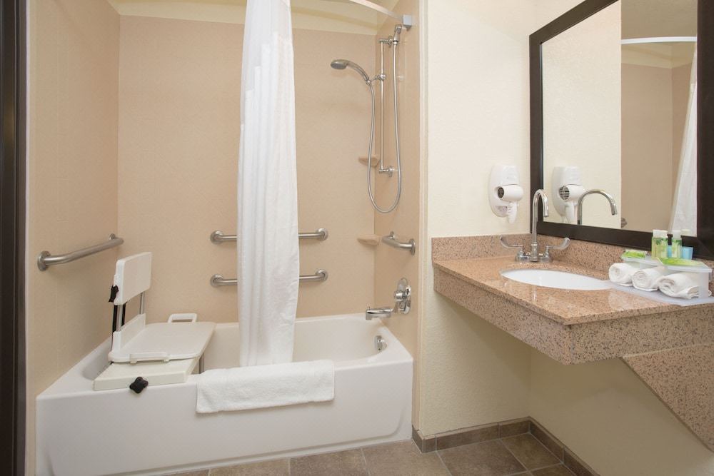 Photo of Bathroom in Truth or Consequences