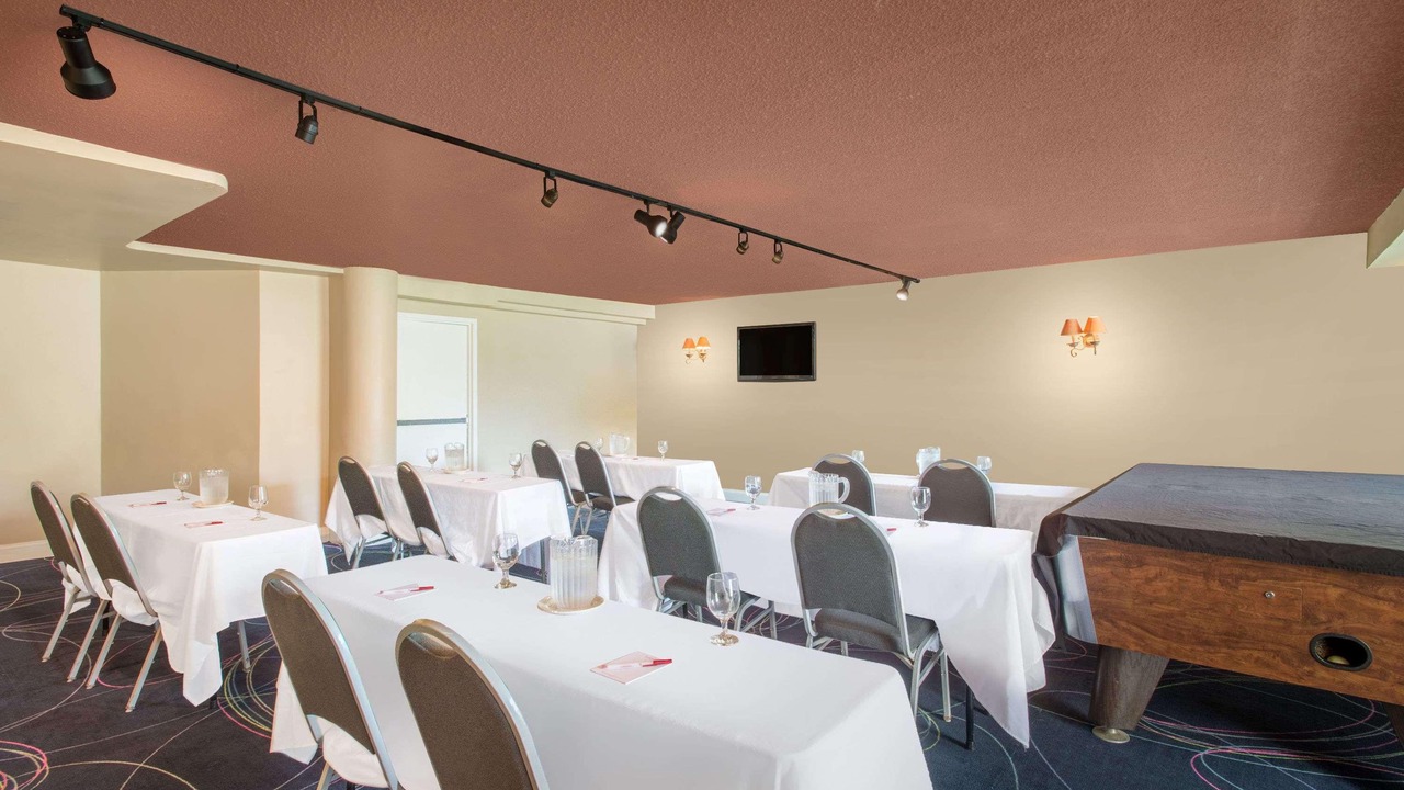 Photo of Livingroom in Fullerton