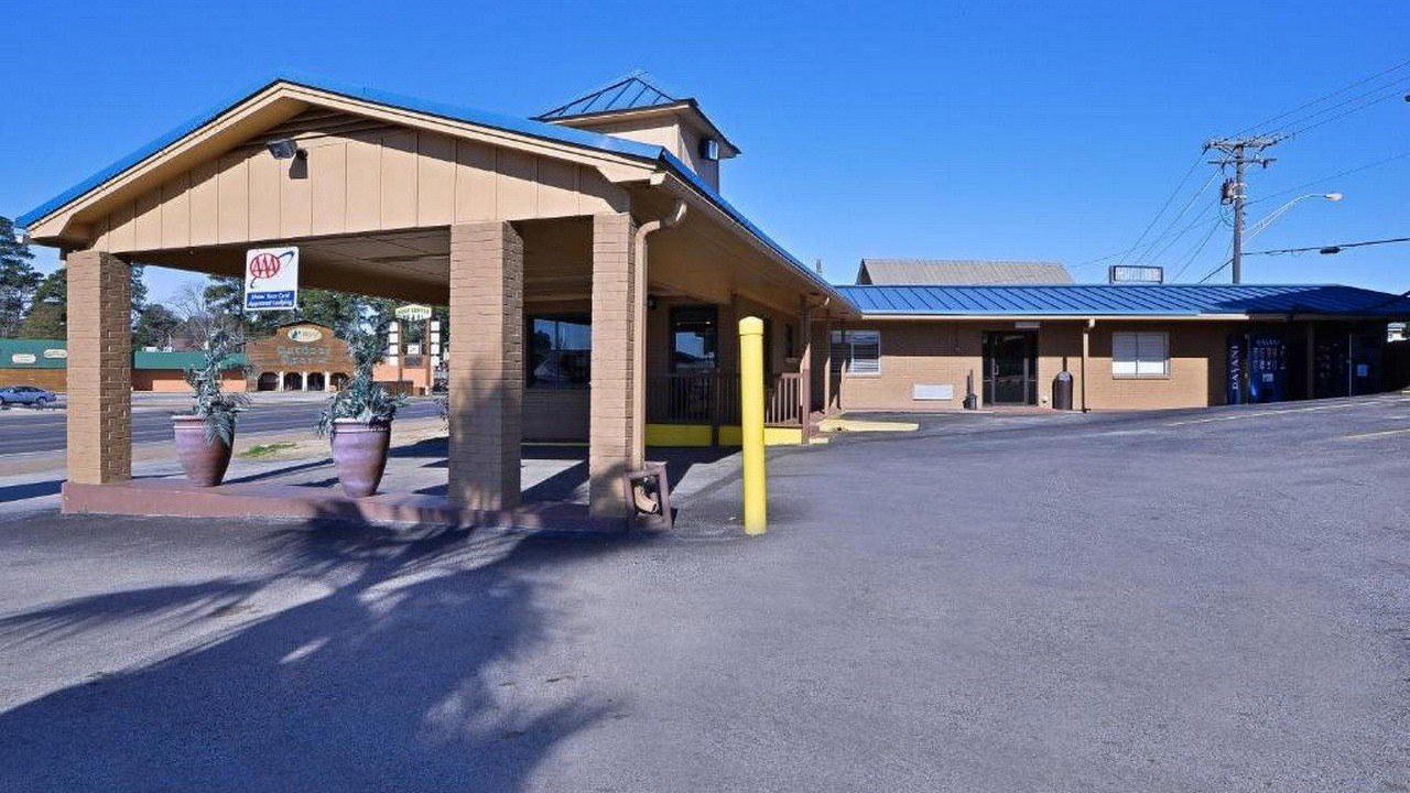 Photo of Buildings in Center