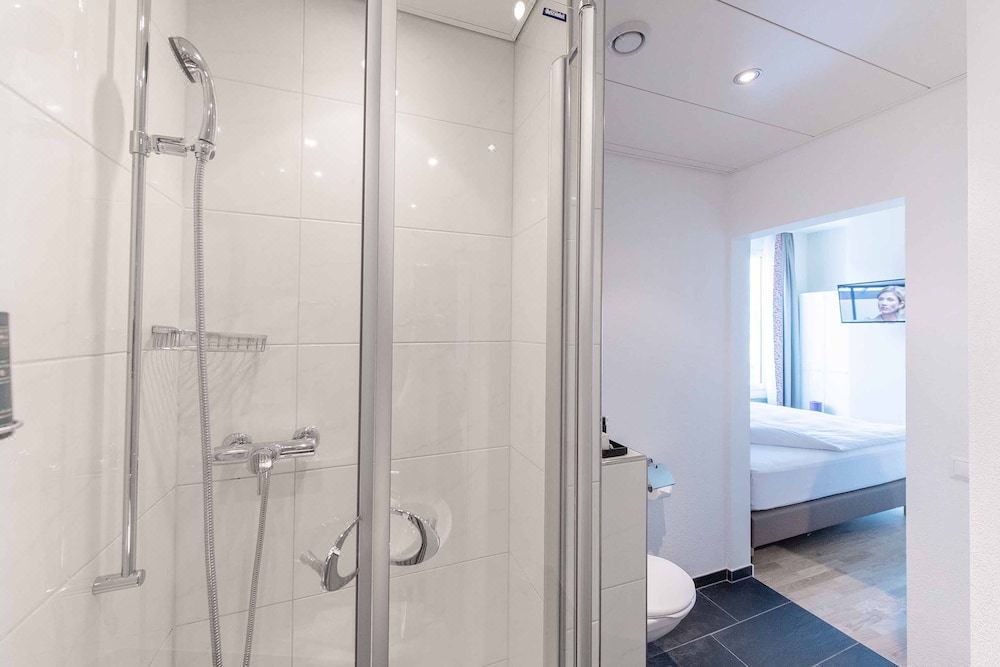 Photo of Bathroom in District 6