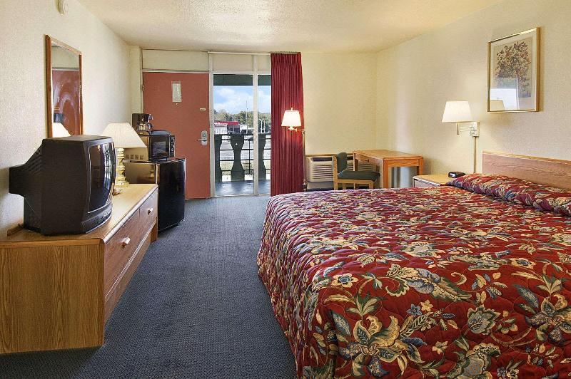 Photo of Bedroom in Okmulgee