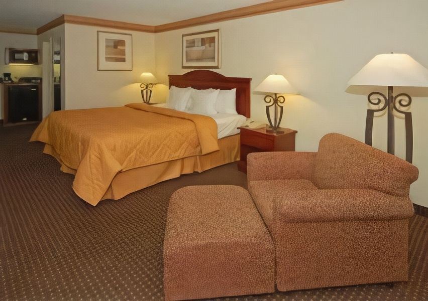 Photo of Bedroom in Sandy Springs