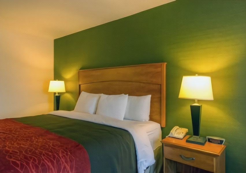 Photo of Bedroom in Salem