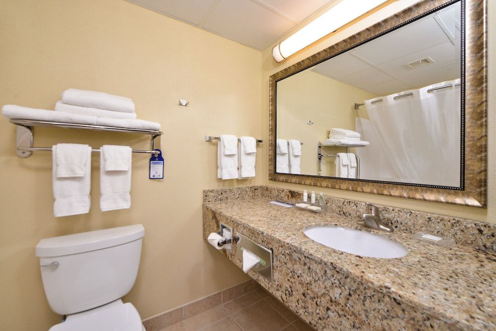 Photo of Bathroom in Proctor