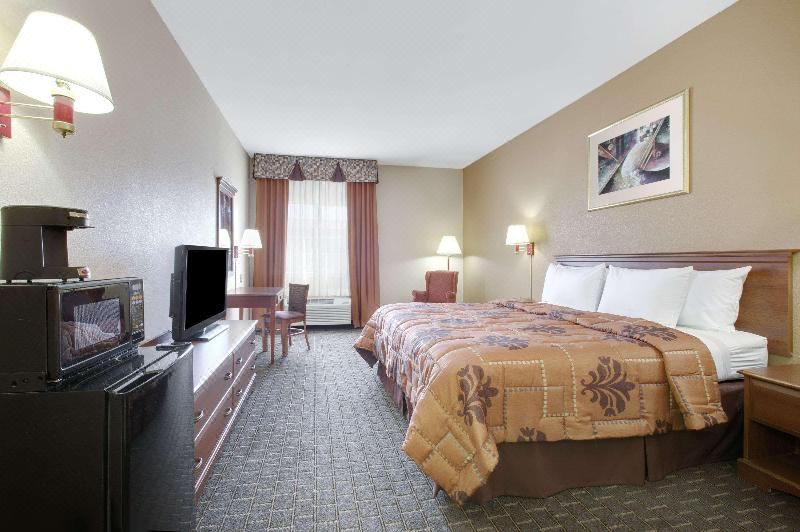 Photo of Bedroom in Mesquite