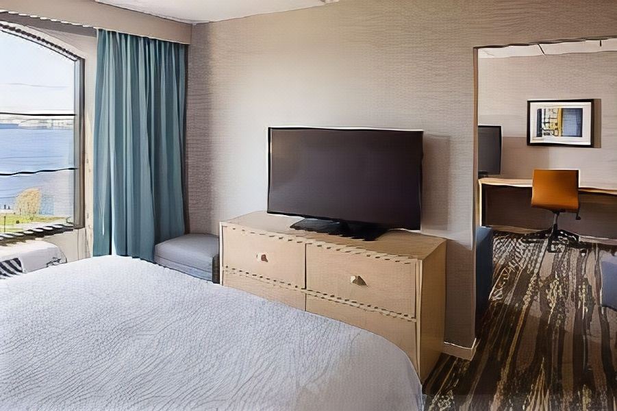 Photo of Bedroom in Fox Point