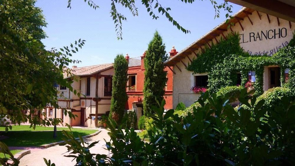 Photo of Buildings in Torrecaballeros