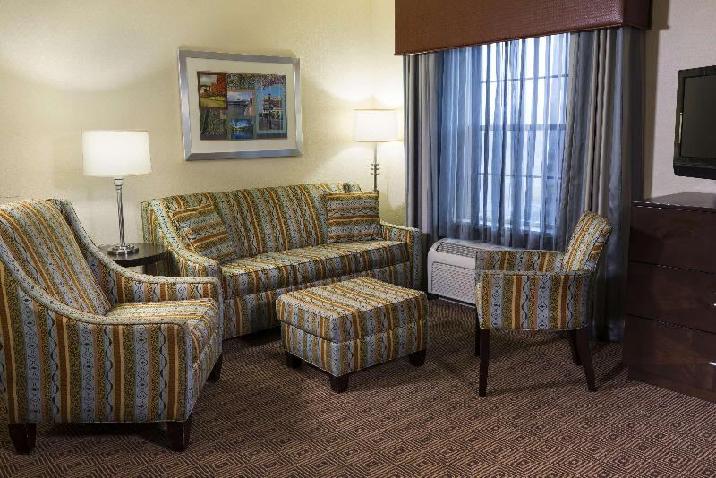 Photo of Livingroom in Northwest Yonkers