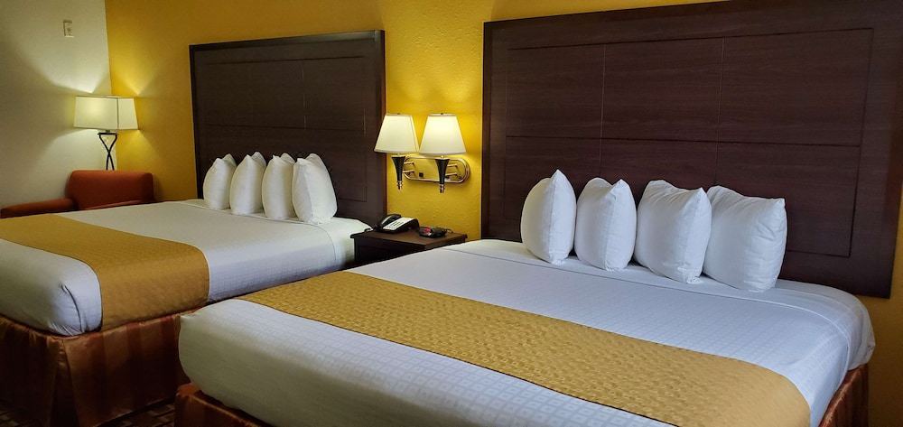Photo of Bedroom in Madisonville
