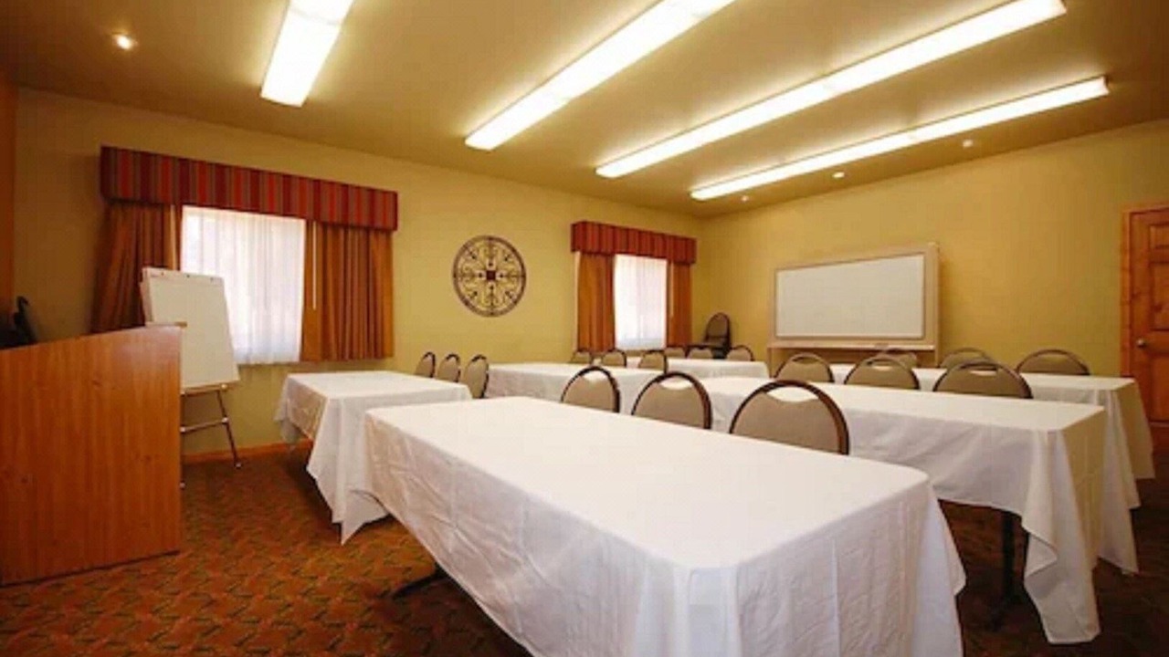 Photo of Bedroom in Sutherlin