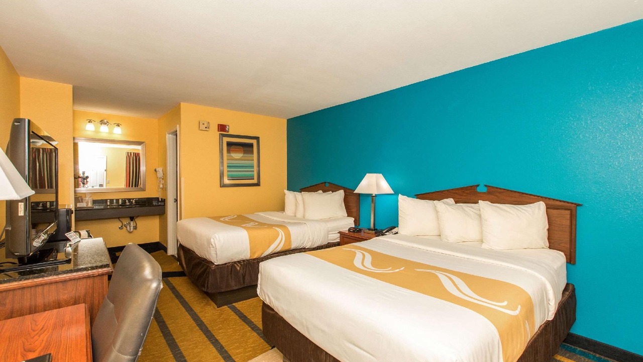 Photo of Bedroom in Albertville