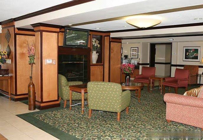 Photo of Livingroom in Auburn Hills