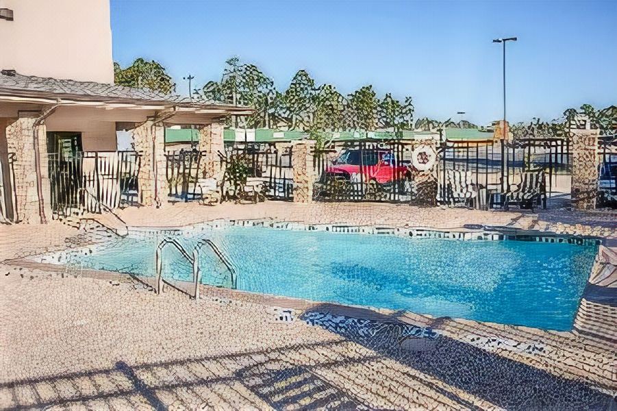 Photo of Outdoor in Center