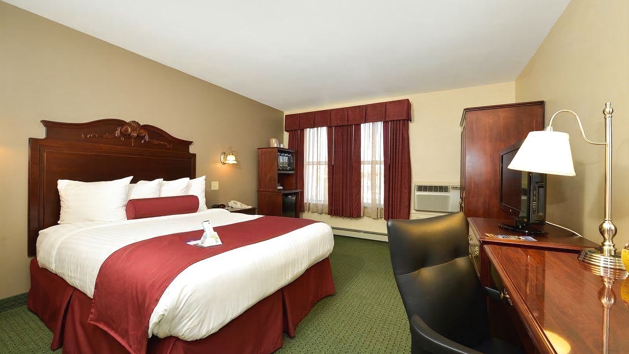 Photo of Bedroom in Ashland