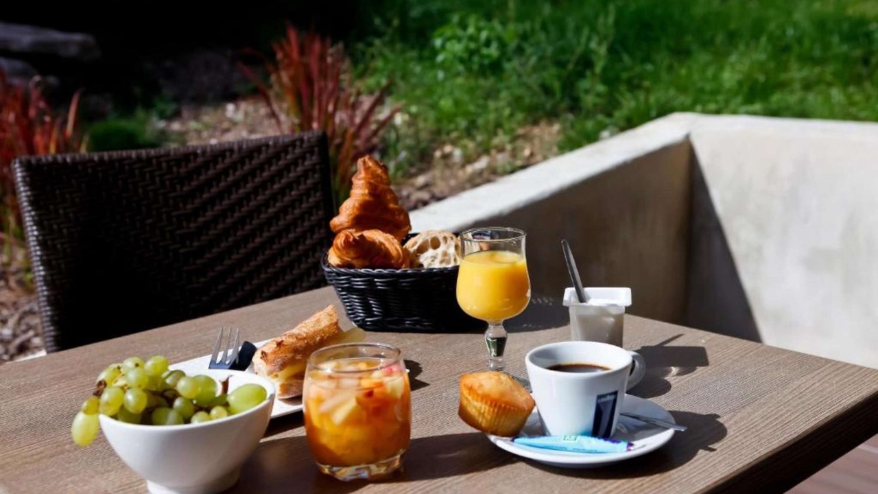 Photo of Patio Balcony in Sainte-Foy-les-Lyon