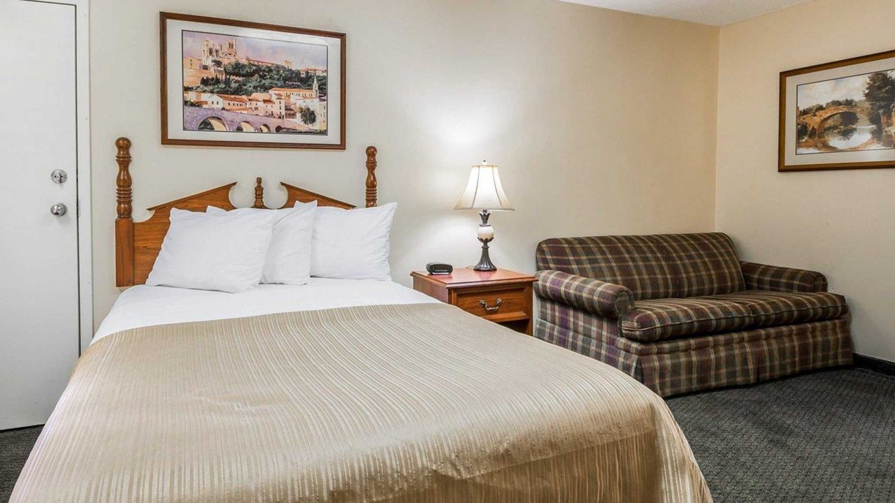 Photo of Bedroom in Bainbridge