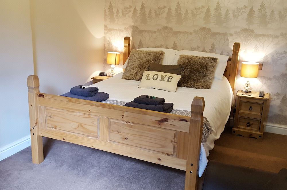 Photo of Bedroom in Whatstandwell