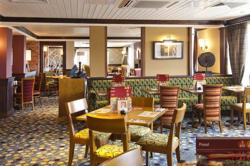 Photo of Livingroom in River