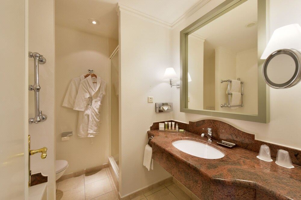 Photo of Bathroom in Prangins