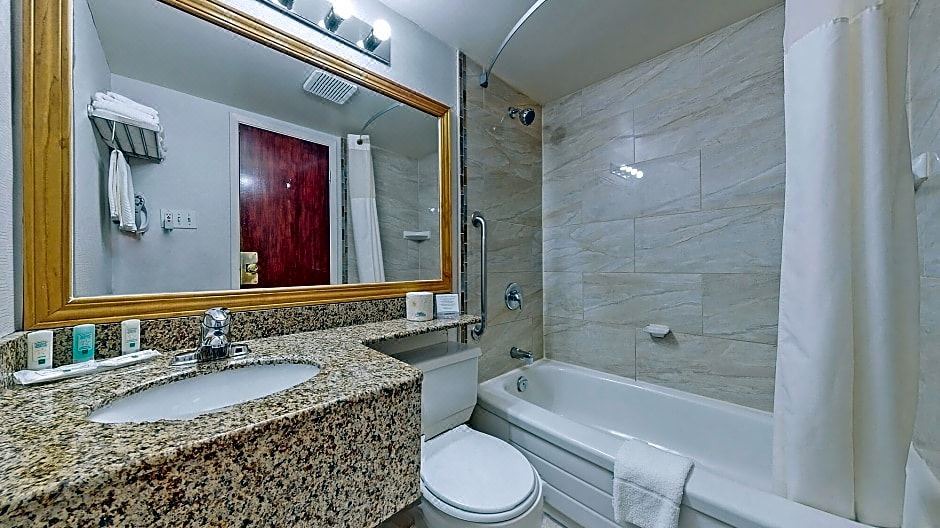 Photo of Bathroom in Arnprior