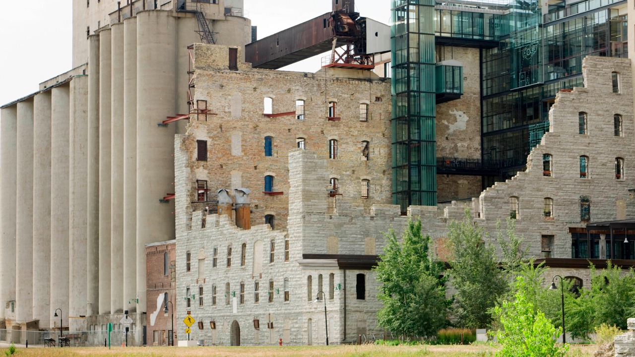 Photo of Buildings in St. Louis Park