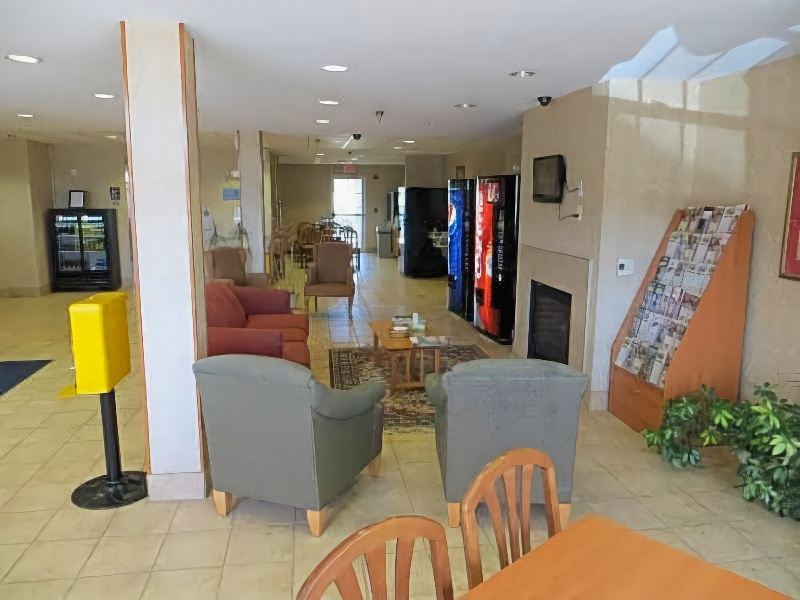 Photo of Livingroom in Colfax