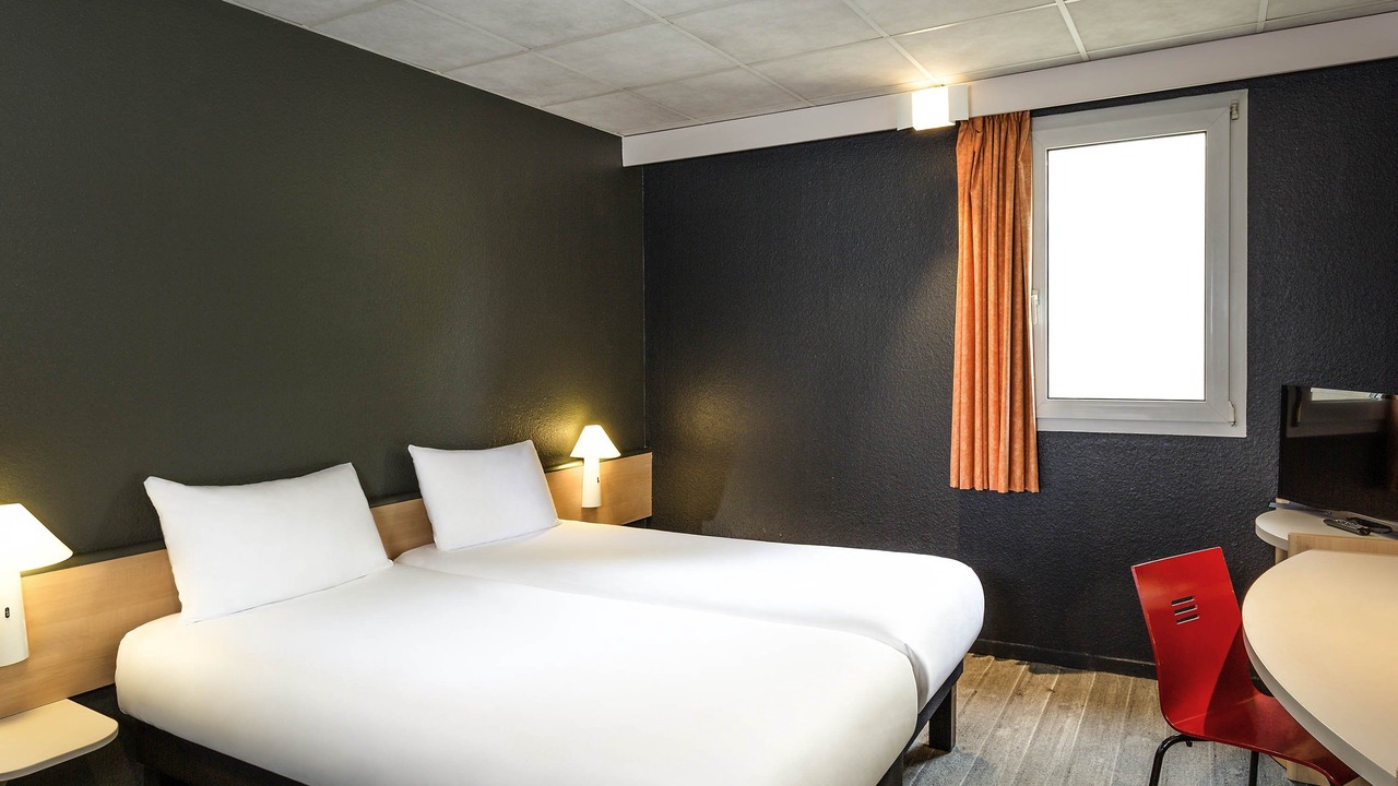 Photo of Bedroom in Lannion