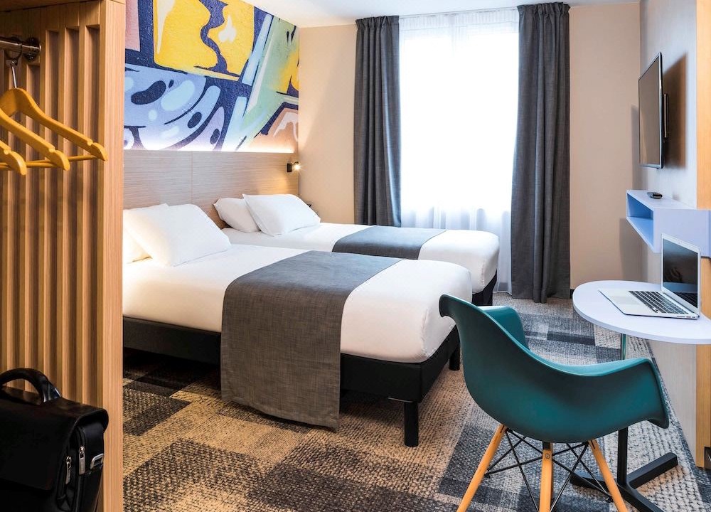 Photo of Bedroom in Clamart