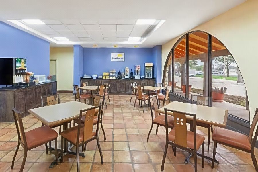 Photo of Livingroom in Uvalde