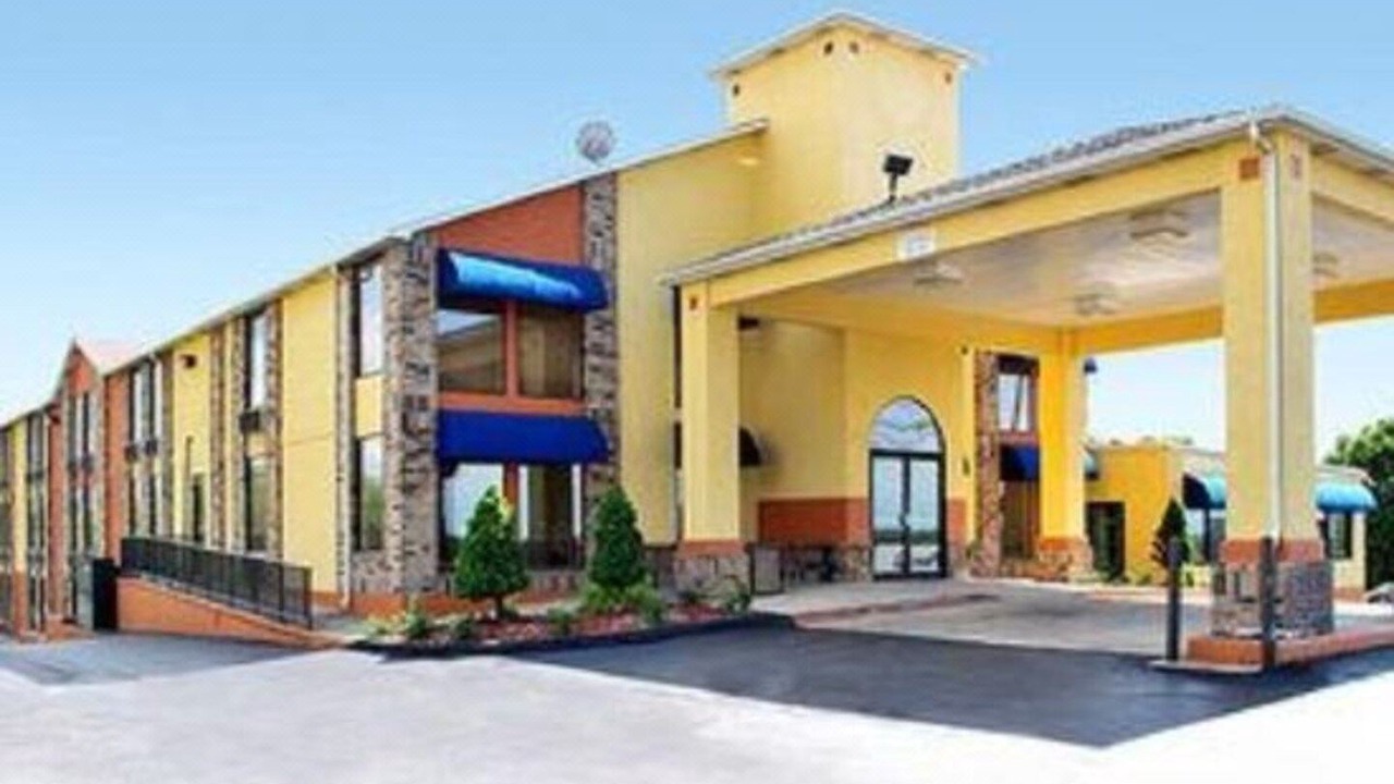 Photo of Buildings in Rolla