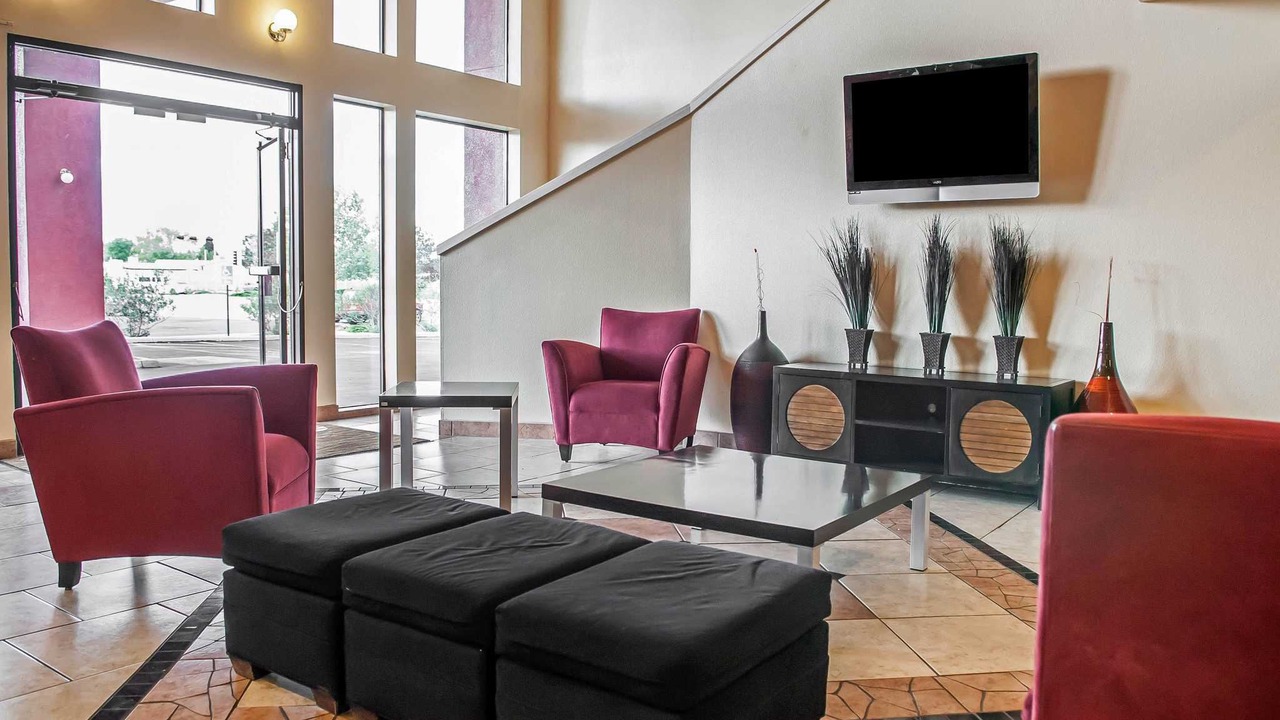 Photo of Livingroom in Rio Rancho
