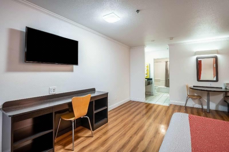 Photo of Livingroom in Lodi