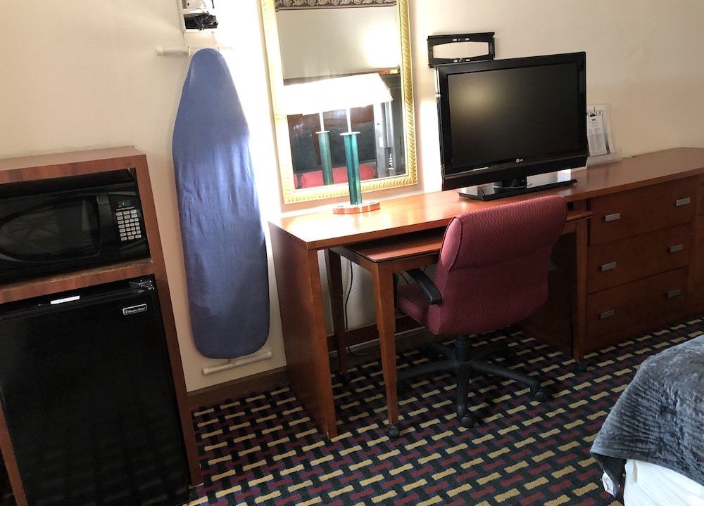 Photo of Livingroom in Perry