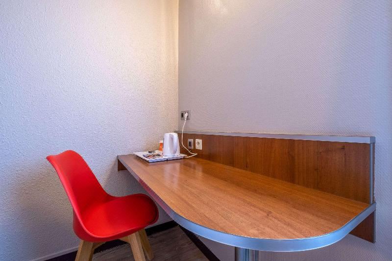 Photo of Others in Linas