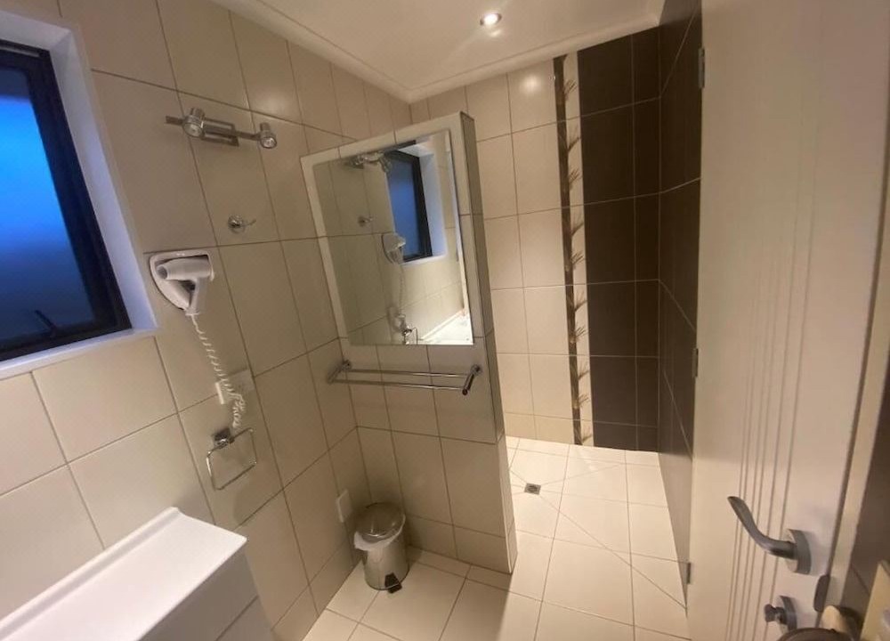 Photo of Bathroom in Omarama