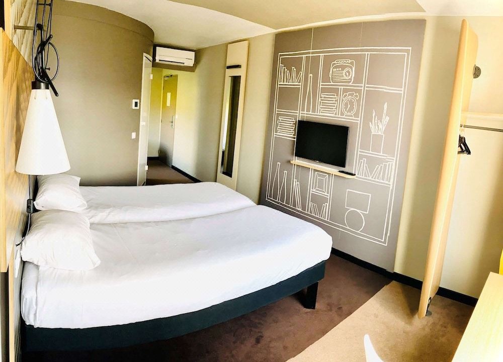 Photo of Bedroom in Bretteville-sur-Odon