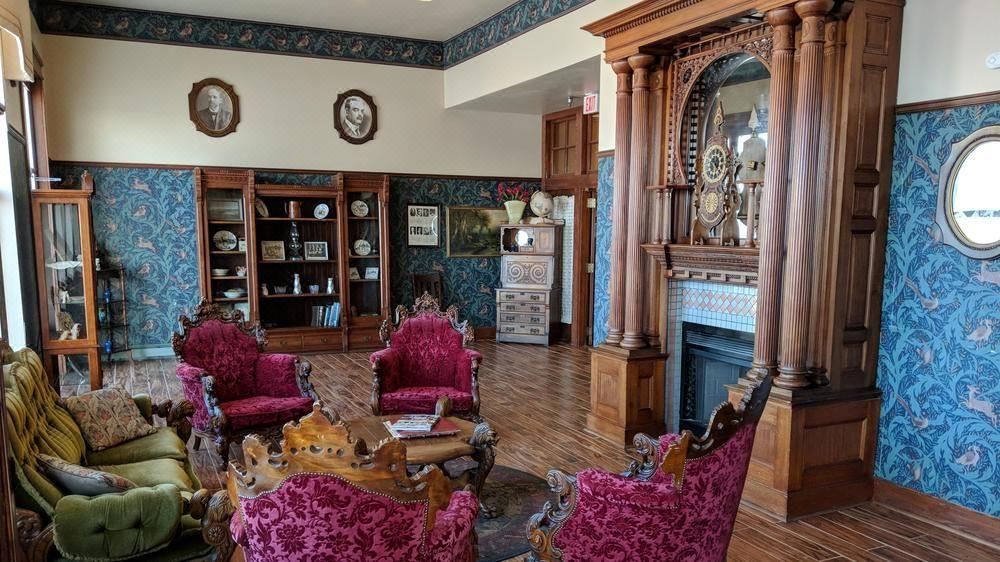 Photo of Livingroom in Ashland