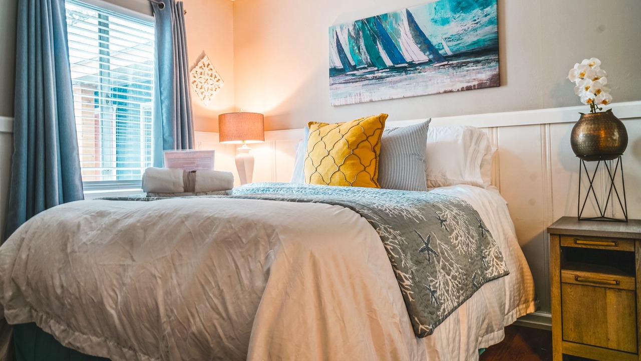 Photo of Bedroom in Tahoe Valley