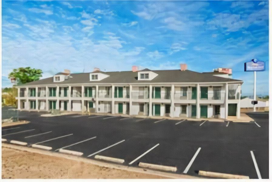 Photo of Buildings in Eden