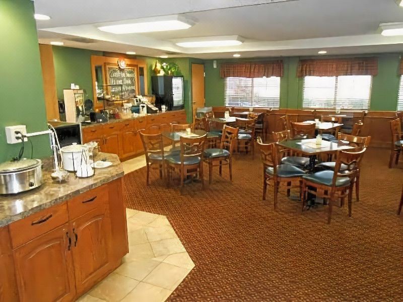 Photo of Livingroom in McAlester