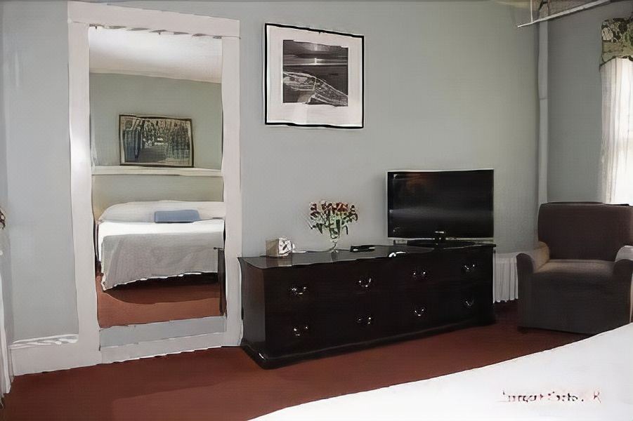 Photo of Livingroom in White River Junction