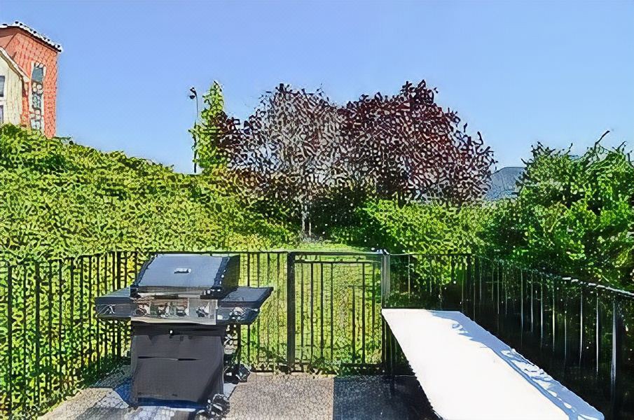 Photo of Others in Grants Pass