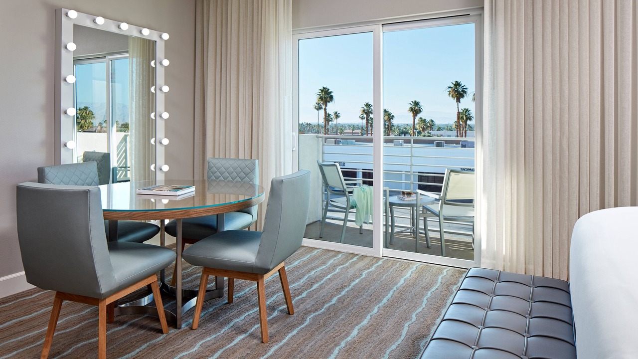 Photo of Livingroom in Palm Desert