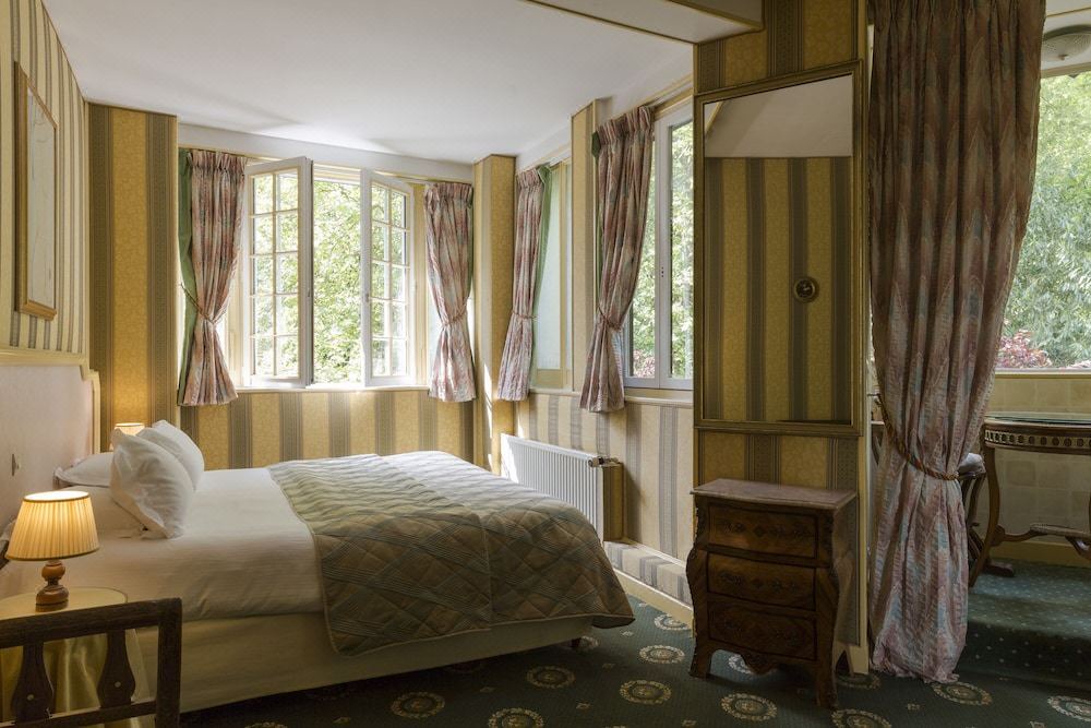 Photo of Bedroom in Pont-Audemer