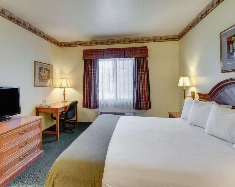 Photo of Bedroom in Glen Rose