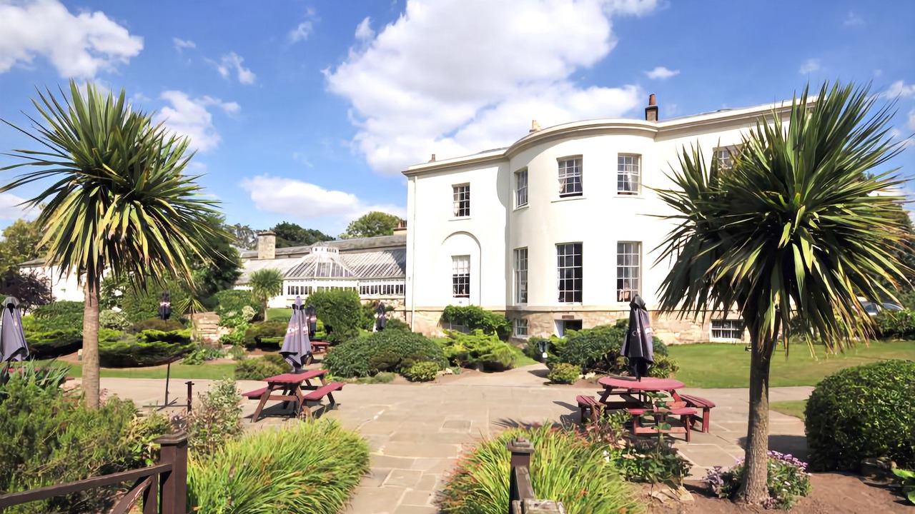 Photo of Buildings in Owston